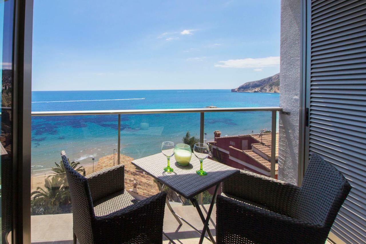 Beautiful Frontline Apartment Melioria With Panoramic Seaview كاليبي المظهر الخارجي الصورة