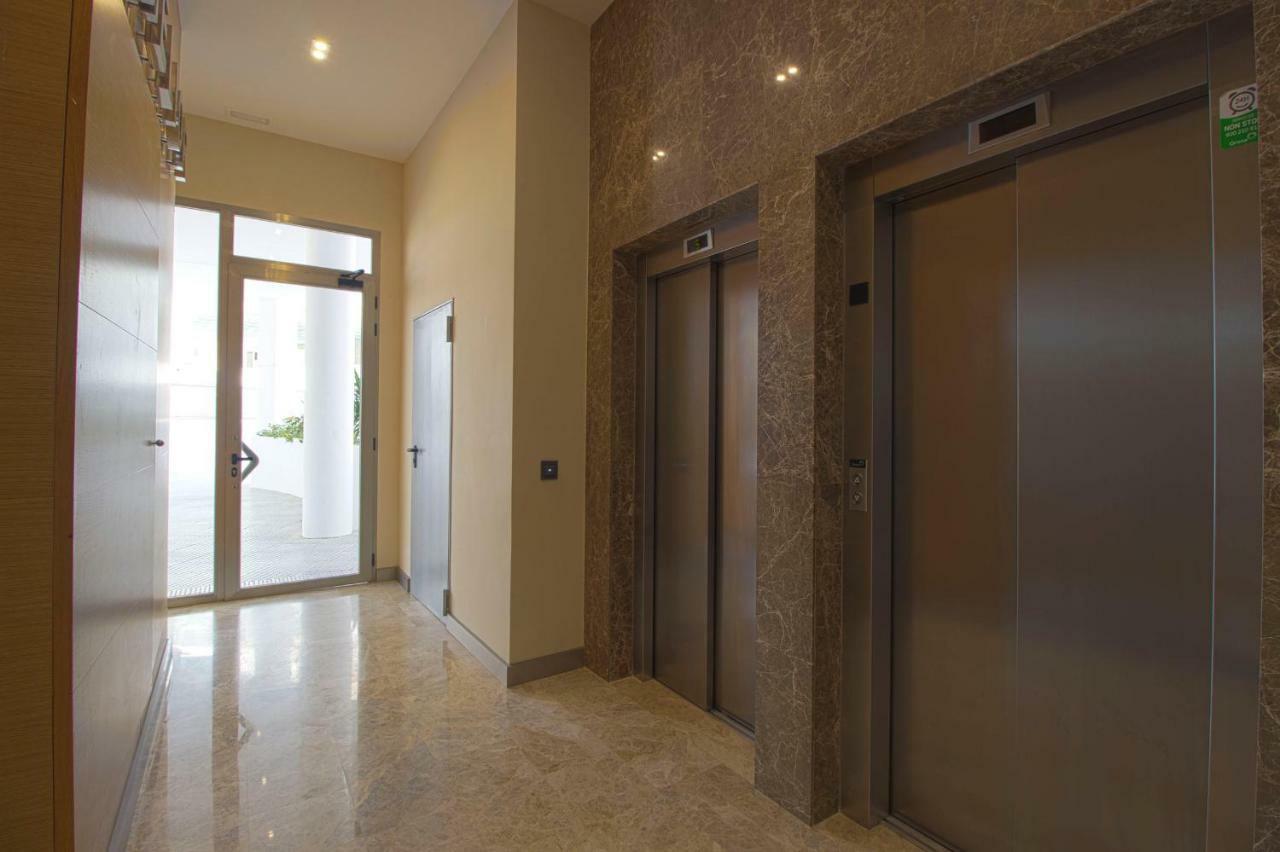 Beautiful Frontline Apartment Melioria With Panoramic Seaview كاليبي المظهر الخارجي الصورة
