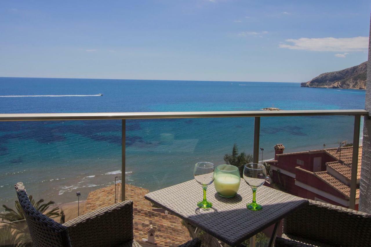 Beautiful Frontline Apartment Melioria With Panoramic Seaview كاليبي المظهر الخارجي الصورة